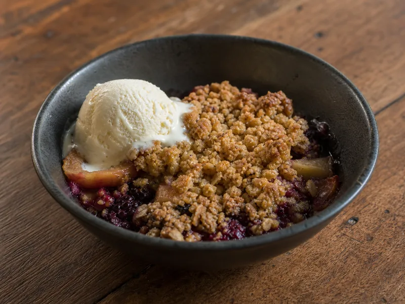 Danie Crumble