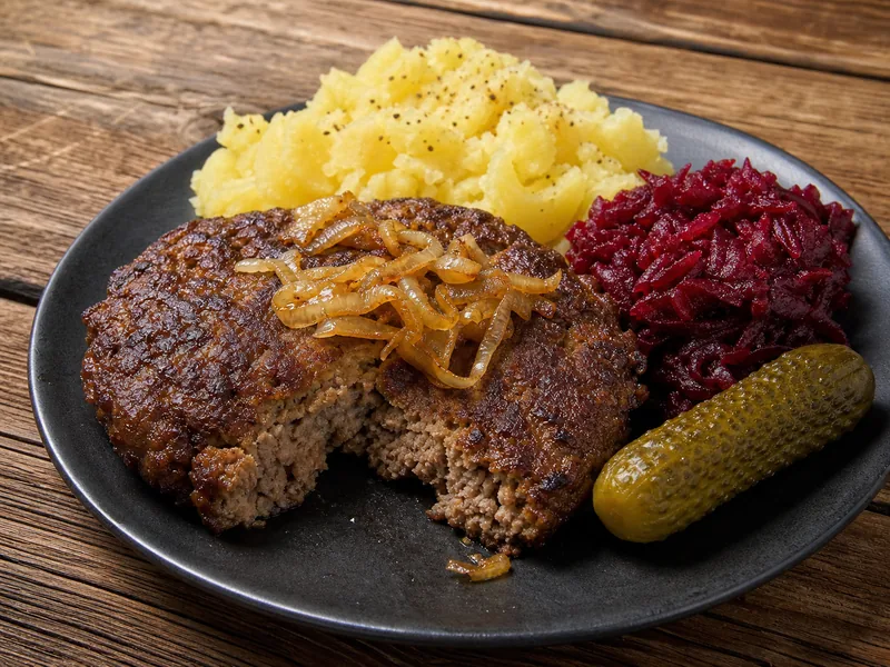 Danie Kotlet wołowy