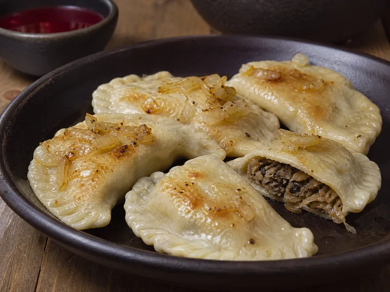 Danie Pierogi z kapustą i grzybami